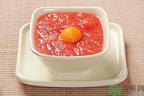 吃西瓜可以美容嗎？吃西瓜對(duì)皮膚有什么好處