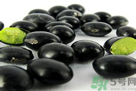 黑豆可以和牛奶一起煮嗎？黑豆和牛奶可以一起吃嗎？