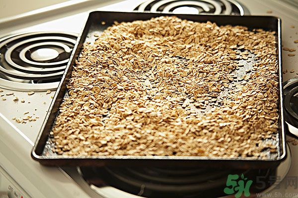 夏天吃燕麥好嗎？夏天吃燕麥有什么好處？