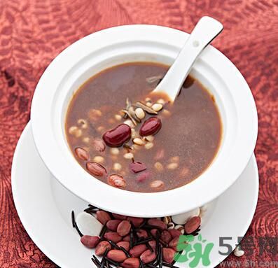 夏天吃薏米好嗎？夏天吃薏米有什么好處？