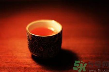 楊梅酒用的什么酒做的？楊梅酒有多少度？