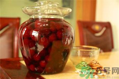 喝楊梅酒會(huì)醉嗎？楊梅酒喝多少比較好？