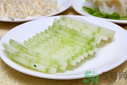 冬瓜和皮蛋一起吃能降火嗎？冬瓜能和皮蛋一起吃嗎？