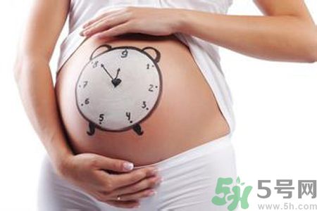 工作的孕婦什么時候停止工作比較好？孕婦可以工作嗎？