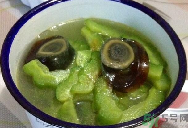 苦瓜和皮蛋一起吃能降火嗎？苦瓜能和皮蛋一起吃嗎？