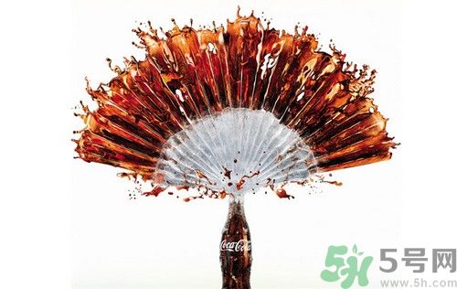 喝可樂掉頭發(fā)是怎么回事？喝可樂會(huì)掉頭發(fā)嗎？