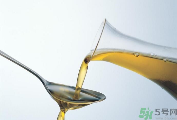 夏天吃橄欖油好還是調(diào)和油好？夏天吃橄欖油好嗎？
