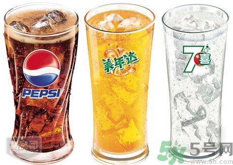 嗓子發(fā)炎可以喝可樂嗎？嗓子發(fā)炎喝可樂會(huì)怎么樣？