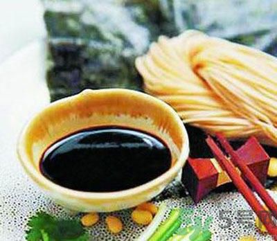 夏天醬油要不要放冰箱？醬油可不可以放冰箱？