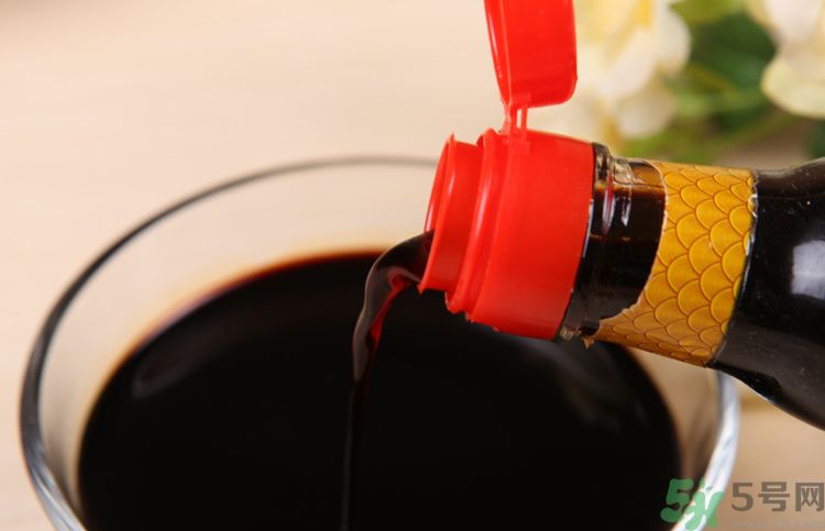 夏天醬油要不要放冰箱？醬油可不可以放冰箱？