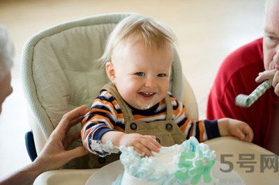 小孩子咬鉛筆會(huì)鉛中毒嗎？小孩子咬鉛筆會(huì)影響身體健康嗎？