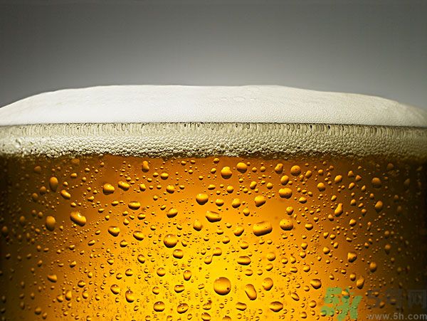 喝啤酒尿多是什么原因？喝啤酒尿多是不是腎不好？