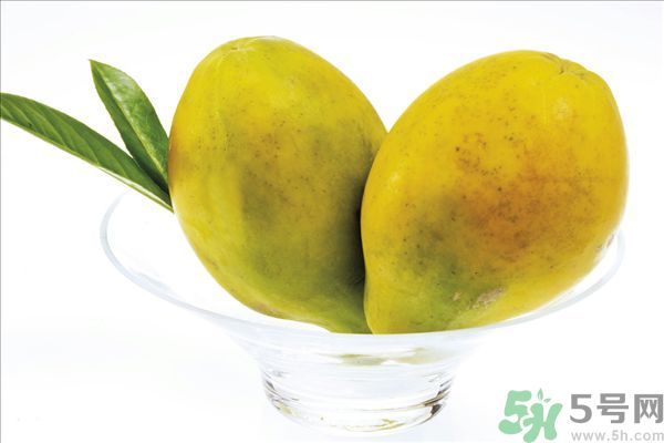 咳嗽能吃木瓜嗎？咳嗽吃木瓜好不好？