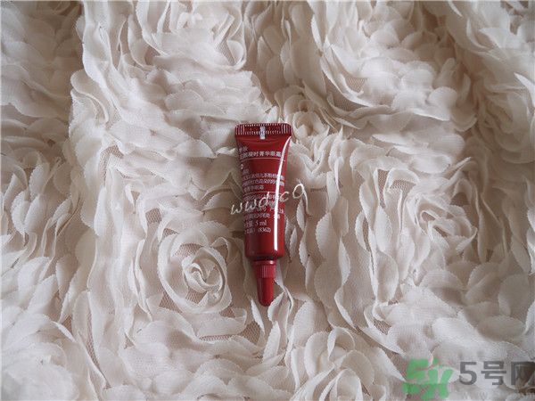 夢妝花顏凝時(shí)菁華眼霜好用嗎？夢妝花顏凝時(shí)菁華眼霜怎么樣？