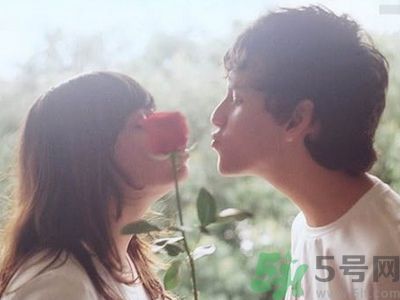 超八成男女有戀愛恐懼癥的原因是什么？戀愛恐懼癥的癥狀是什么？