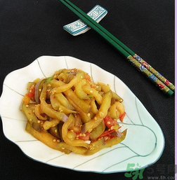 炒茄子發(fā)黑怎么辦？炒茄子怎么才能不發(fā)黑？