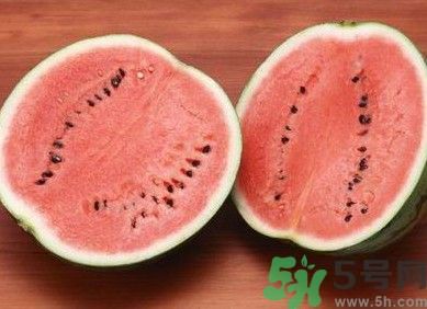 西瓜能和牛奶一起吃嗎？西瓜和牛奶一起吃好嗎？