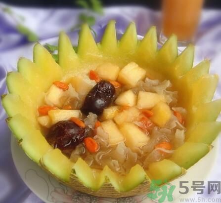 哈密瓜可以和銀耳一起煮嗎？哈密瓜可以和銀耳一起吃嗎？