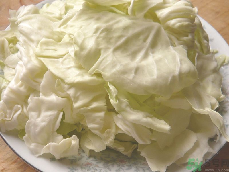 包菜榨汁要加水嗎？包菜汁怎么做？