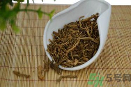 苦菜茶泡水為什么有鹽味？苦菜茶為什么是咸的？