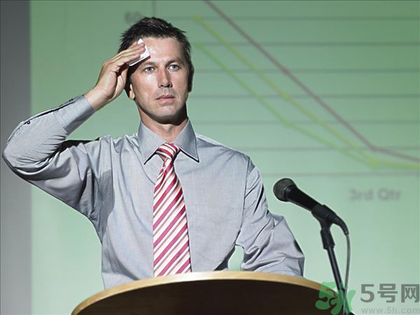 晚上睡覺出汗怎么回事？晚上睡覺出汗怎么調(diào)理？