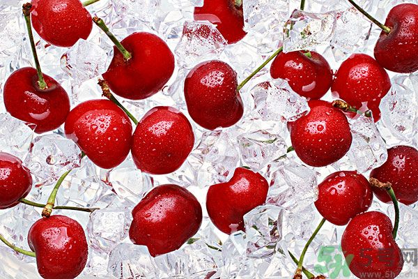 櫻桃核有毒嗎？吃櫻桃核會(huì)中毒嗎？