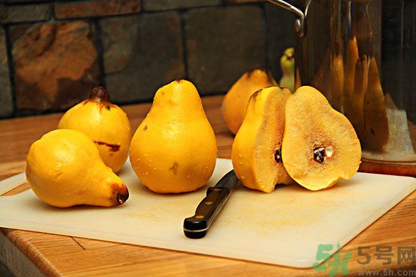 來月經(jīng)能吃木瓜嗎？來例假吃木瓜好嗎？