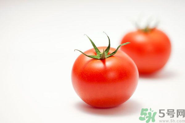 南瓜可以和西紅柿一起吃嗎 ？南瓜可以和番茄一起吃嗎？