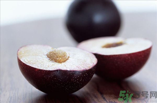 灰子和李子有什么區(qū)別？灰子的功效與禁忌