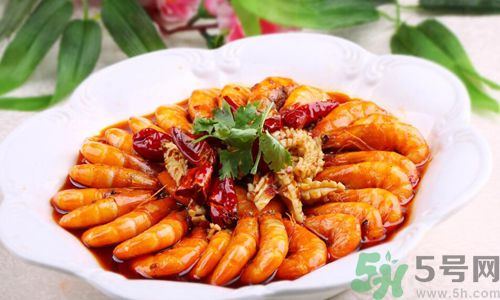 吃粽子可以吃龍蝦嗎？粽子可以和龍蝦一起吃嗎？