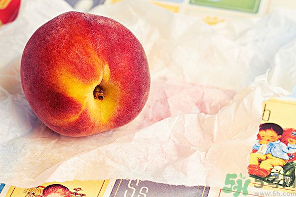 吃了李子能吃桃子嗎？桃子和李子同食好嗎？