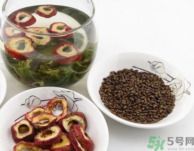 山楂決明子一起泡茶喝好嗎？山楂決明子一起泡茶有什么好處？