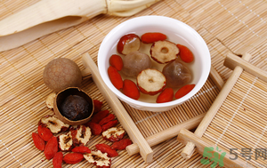 山楂紅棗一起泡水喝好嗎？山楂紅棗一起泡水喝有什么好處？