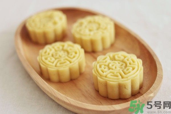 綠豆糕是熱性還是涼性？綠豆糕是涼性的嗎？