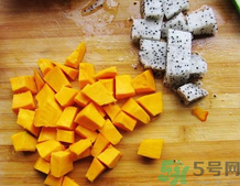 南瓜和火龍果一起吃好嗎？南瓜和火龍果一起吃會(huì)怎樣？