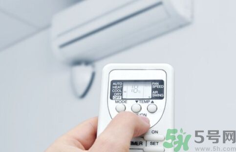 吹空調(diào)房間干燥怎么辦？吹空調(diào)怎么保濕？