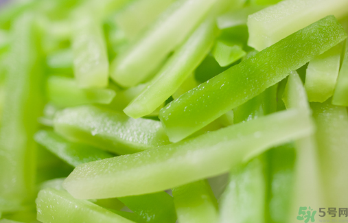 新鮮的萵筍怎么保存？削皮的萵筍怎么保存？