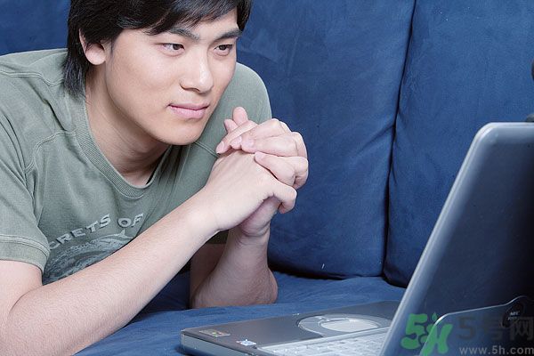 15歲可以用防曬霜嗎？15歲用防曬霜好不好？