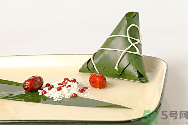 粽子和香蕉能一起吃嗎？粽子和香蕉一起吃好嗎？