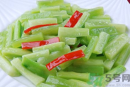 萵筍可以和胡蘿卜一起吃嗎？萵筍和胡蘿卜一起吃好嗎？