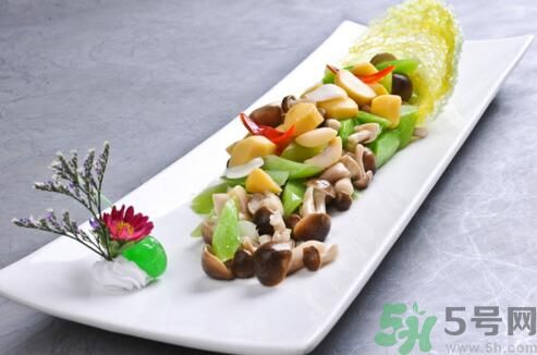 萵筍可以和香菇一起炒嗎？萵筍和香菇一起吃好嗎？