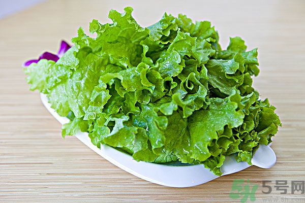 涼拌生菜放生抽還是老抽？涼拌菜放什么醬油好？