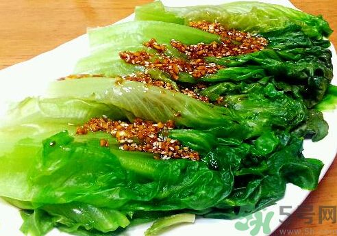 涼拌生菜放生抽還是老抽？涼拌菜放什么醬油好？