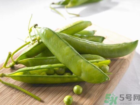 吃豌豆可以喝牛奶嗎？吃豌豆的時(shí)候可以喝牛奶嗎？