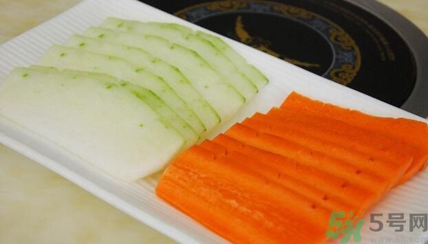 冬瓜可以和胡蘿卜一起炒嗎？冬瓜和胡蘿卜一起吃好嗎？