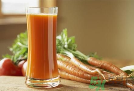 胡蘿卜汁要煮熟喝嗎？胡蘿卜汁煮熟喝好嗎？