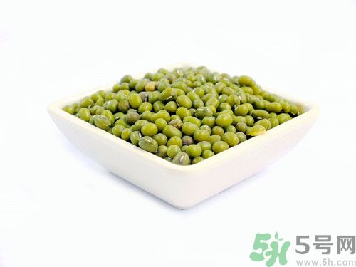 綠豆沒煮熟能吃嗎?綠豆沒煮熟會(huì)中毒嗎