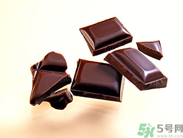 吃西瓜能防曬嗎？吃巧克力能紫外線嗎？