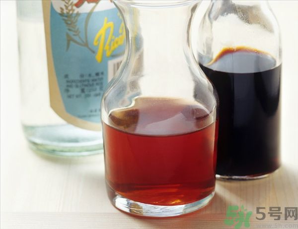 米醋直接擦臉可以嗎？米醋直接喝好嗎？