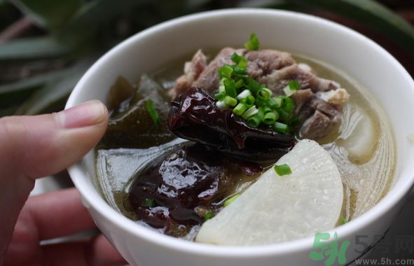 山藥可以和海帶一起吃嗎?山藥能和海帶同吃嗎? 山藥可以和海帶一起吃嗎?山藥能和海帶同吃嗎?